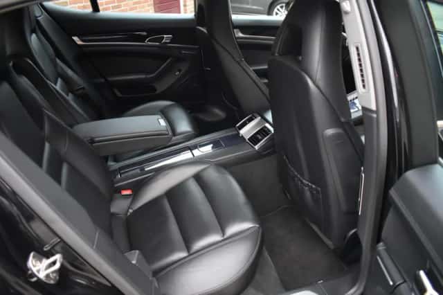 Porsche Panamera (2011) thumbnail 5