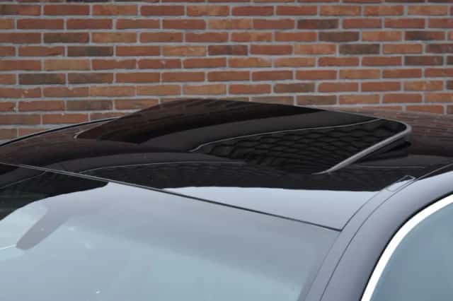 Porsche Panamera (2011) thumbnail 6