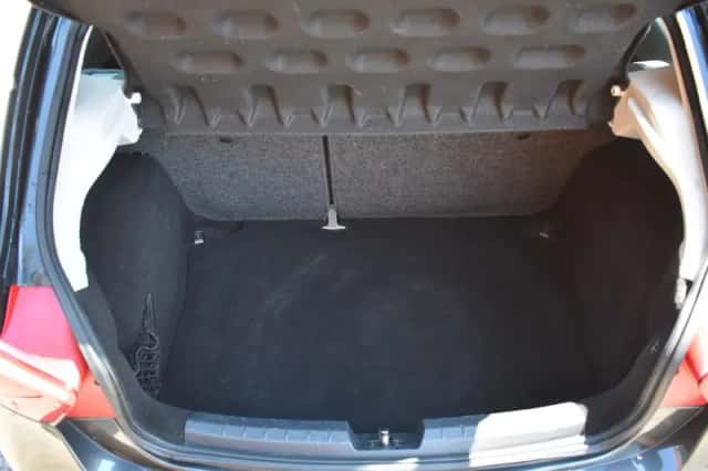 SEAT Ibiza (2009) thumbnail 6