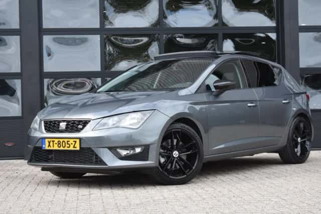SEAT Leon (2013) thumbnail 1
