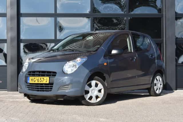 Suzuki Alto (2010) thumbnail 1