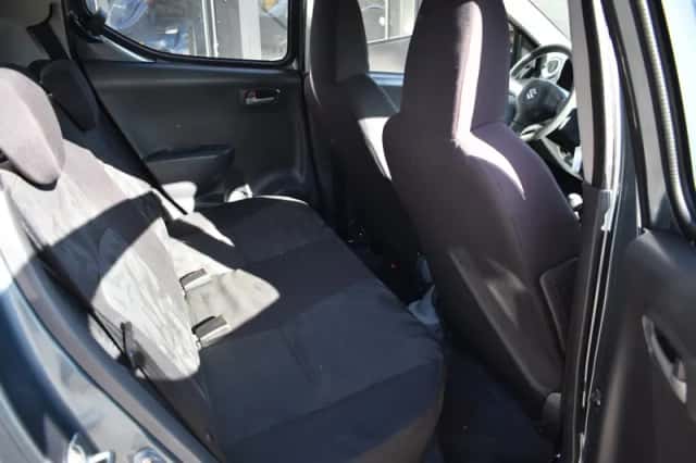 Suzuki Alto (2010) thumbnail 5