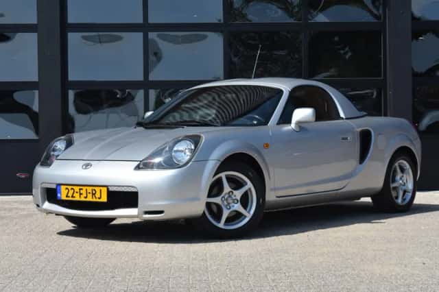Toyota MR 2 (2000) thumbnail 1