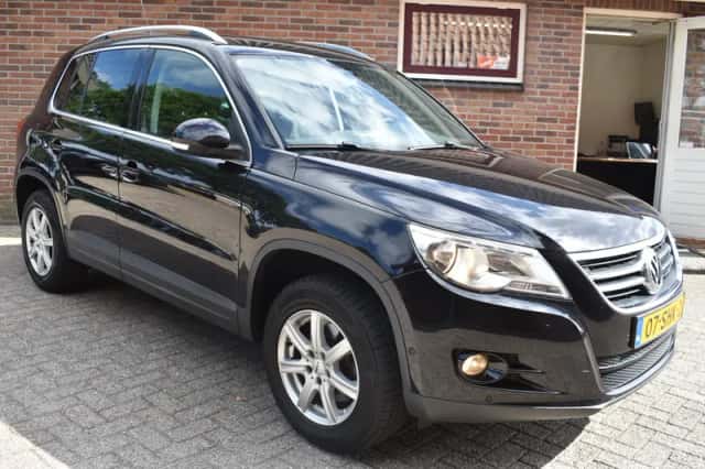 Volkswagen Tiguan (2011) thumbnail 6