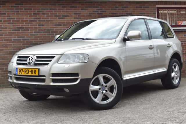 Volkswagen Touareg (2004) thumbnail 1