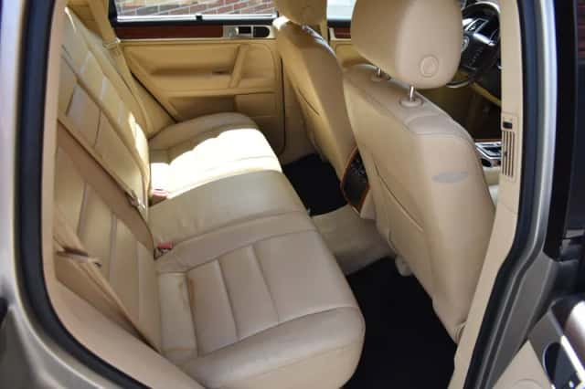 Volkswagen Touareg (2004) thumbnail 5