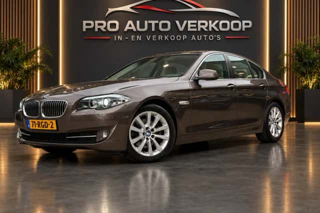 BMW 5-Serie (2011) thumbnail 1