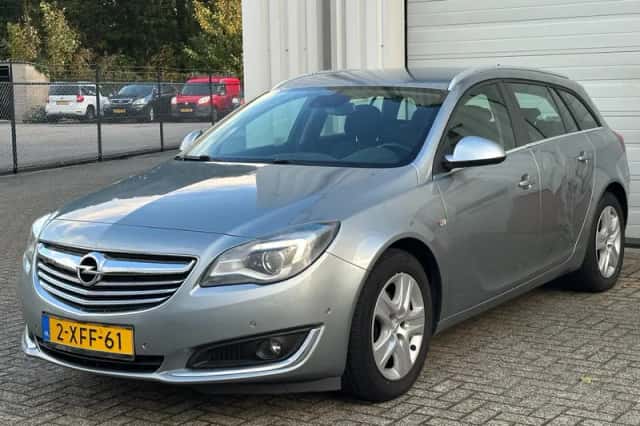 Opel Insignia (2014) thumbnail 1