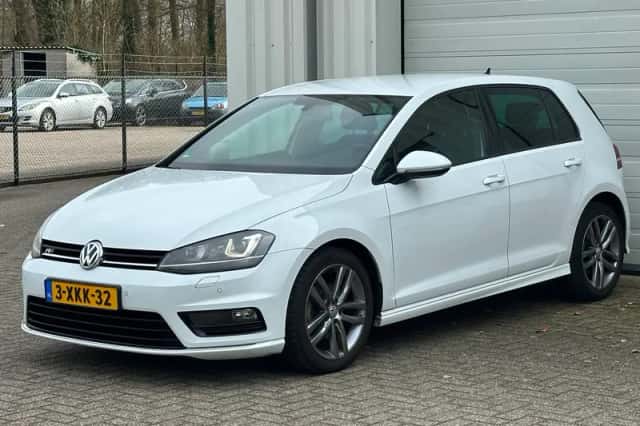 Volkswagen Golf (2014) thumbnail 1