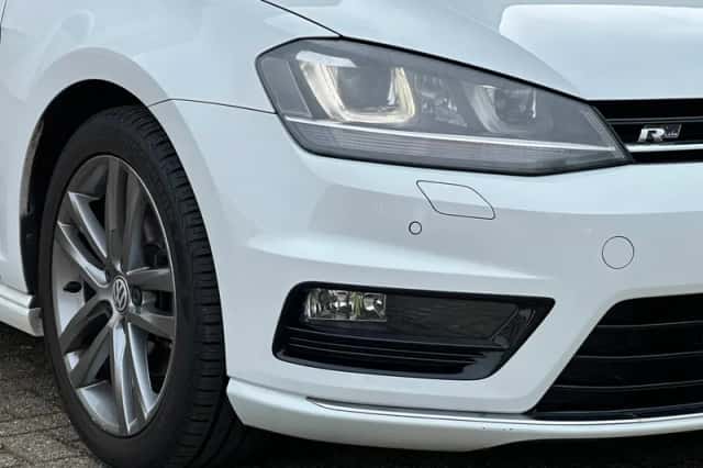 Volkswagen Golf (2014) thumbnail 4