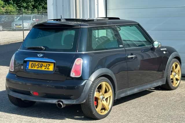 MINI Cooper S (2006) thumbnail 6