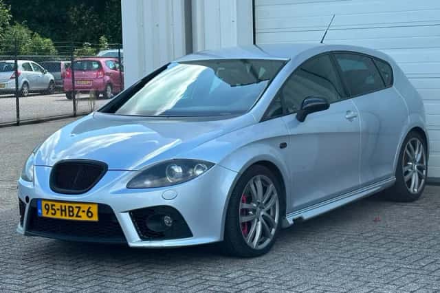 SEAT Leon (2008) thumbnail 1