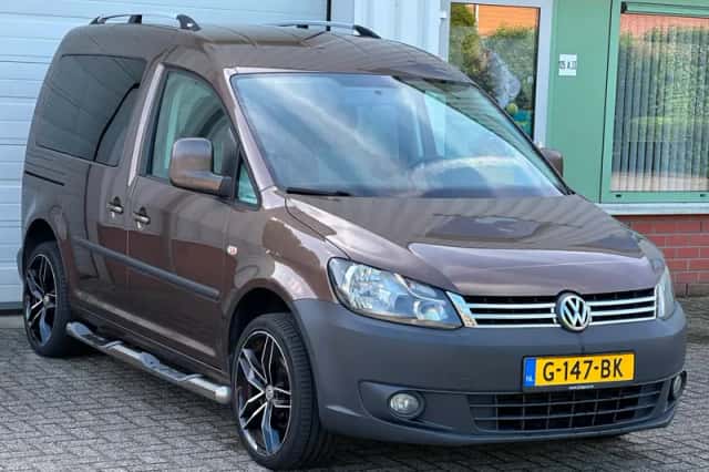 Volkswagen Caddy (2010) thumbnail 3