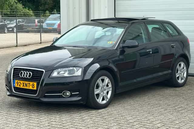 Audi A3 (2012) thumbnail 1
