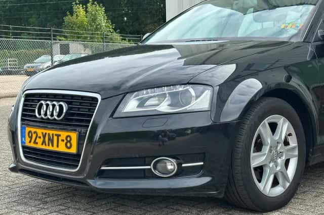 Audi A3 (2012) thumbnail 4