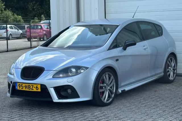SEAT Leon (2008) thumbnail 1