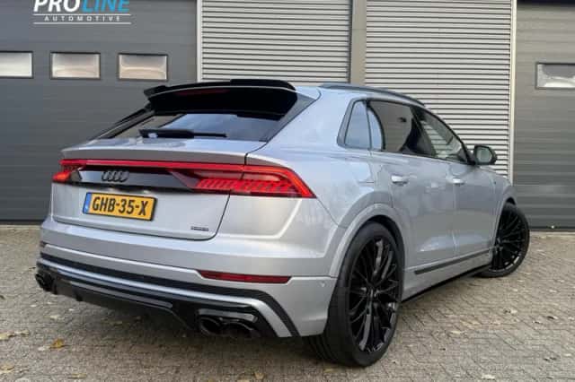 Audi Q8 (2021) thumbnail 4