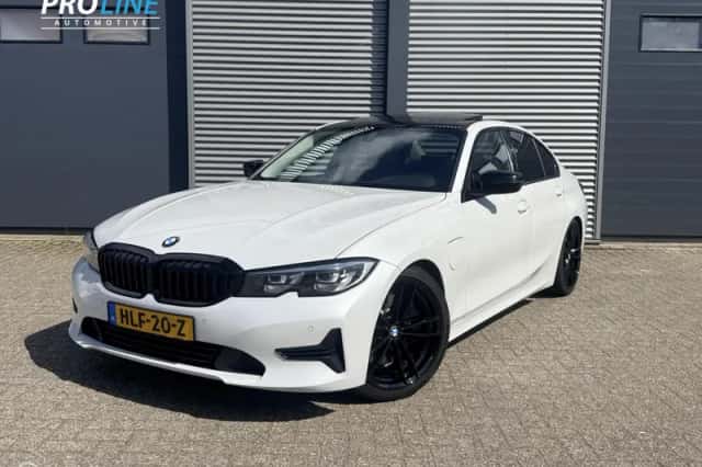 BMW 3-Serie (2020) thumbnail 1