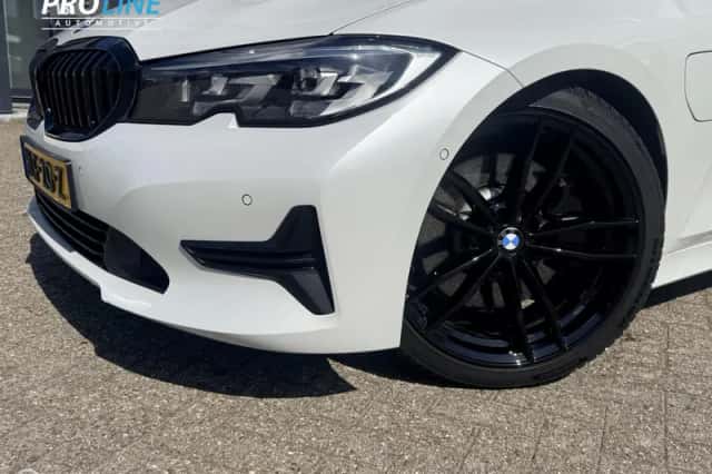 BMW 3-Serie (2020) thumbnail 3