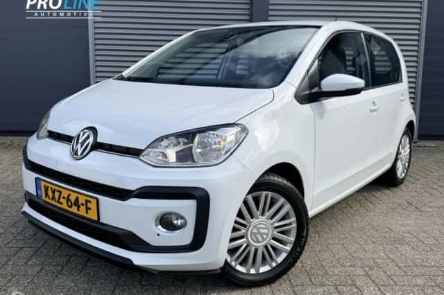 Volkswagen Up! (2017) thumbnail 1