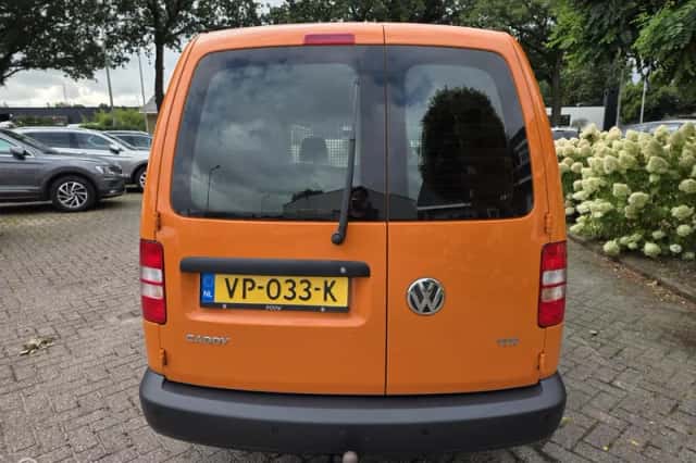 Volkswagen Caddy (2015) thumbnail 4