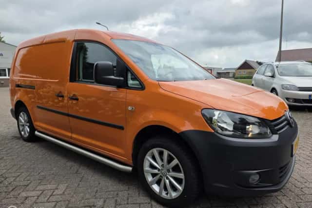 Volkswagen Caddy (2015) thumbnail 6