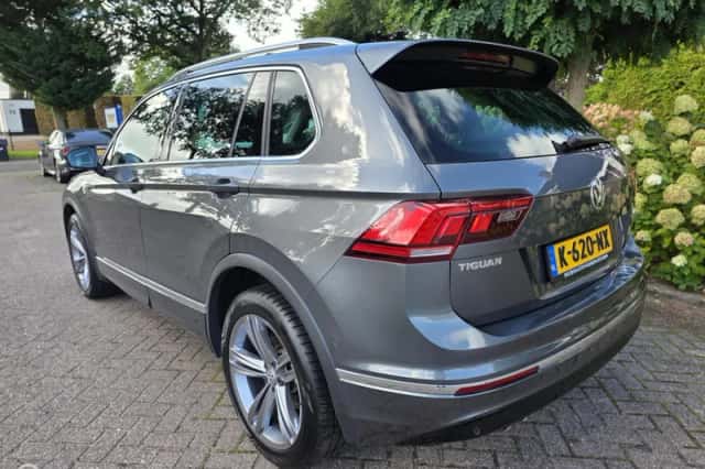 Volkswagen Tiguan (2020) thumbnail 3