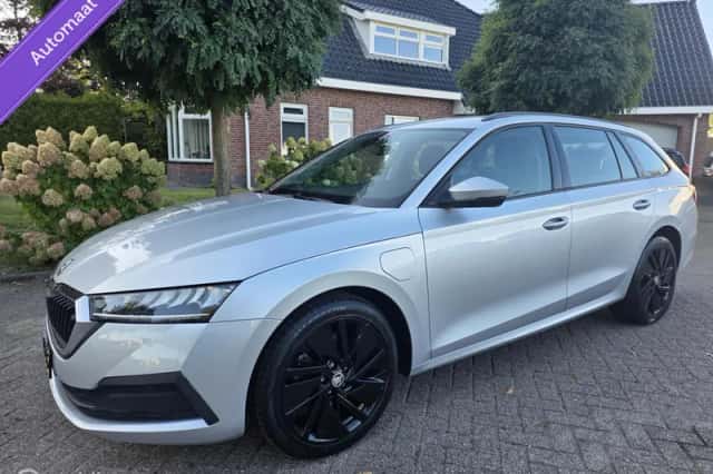 Škoda Octavia (2022) thumbnail 1