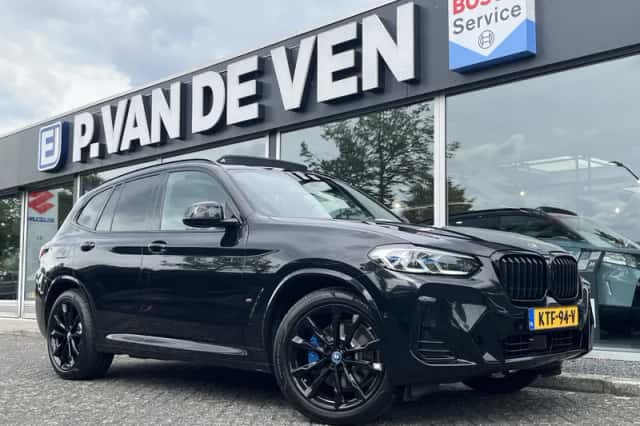 BMW X3 (2024) thumbnail 1