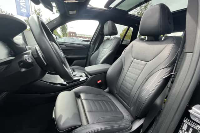 BMW X3 (2024) thumbnail 5