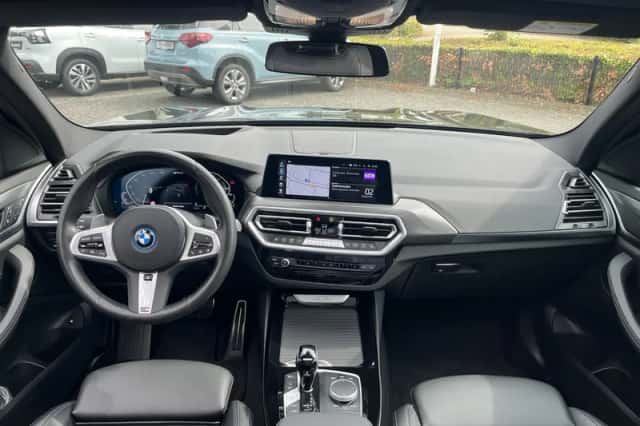 BMW X3 (2024) thumbnail 6