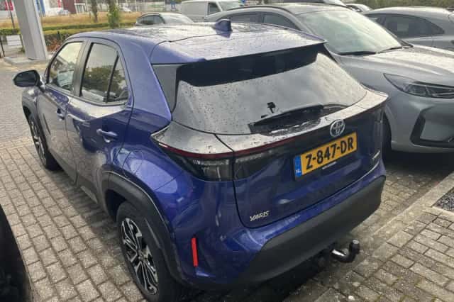 Toyota Yaris Cross (2023) thumbnail 2