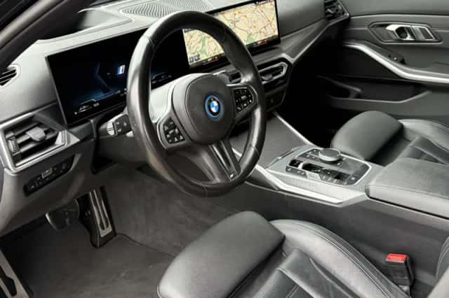 BMW 3-Serie (2023) thumbnail 4