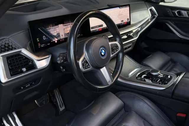 BMW X5 (2023) thumbnail 4