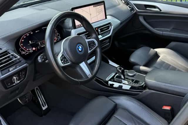 BMW X3 (2022) thumbnail 3