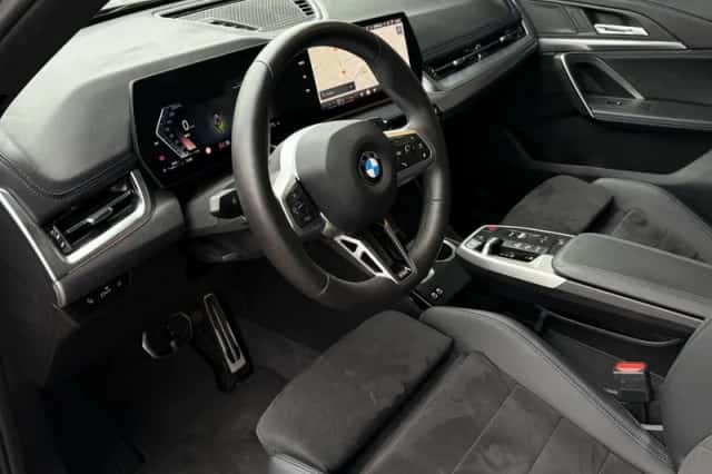 BMW X1 (2025) thumbnail 3