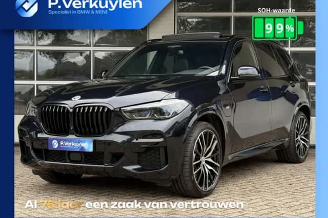 BMW X5 (2022) thumbnail 1