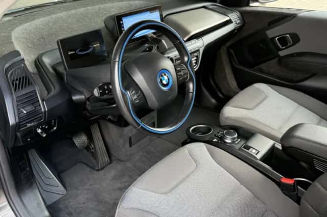 BMW i3 (2020) thumbnail 3