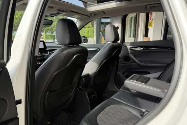 BMW X1 (2019) thumbnail 5