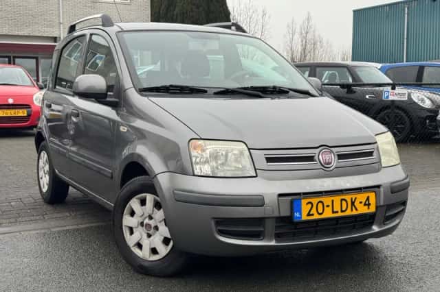 Fiat Panda (2010) thumbnail 1