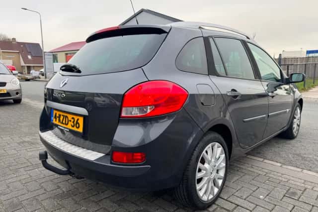 Renault Clio (2009) thumbnail 6