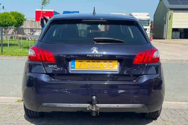 Peugeot 308 (2014) thumbnail 5