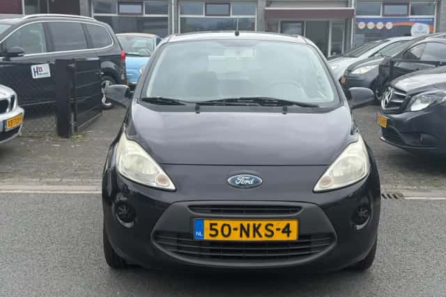 Ford Ka (2010) thumbnail 2