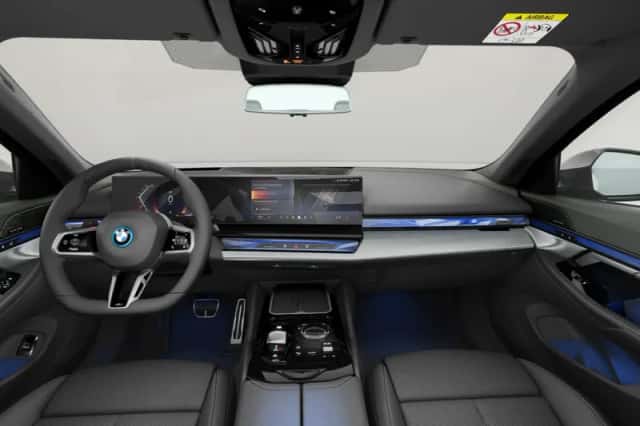 BMW 5-Serie (2025) thumbnail 2