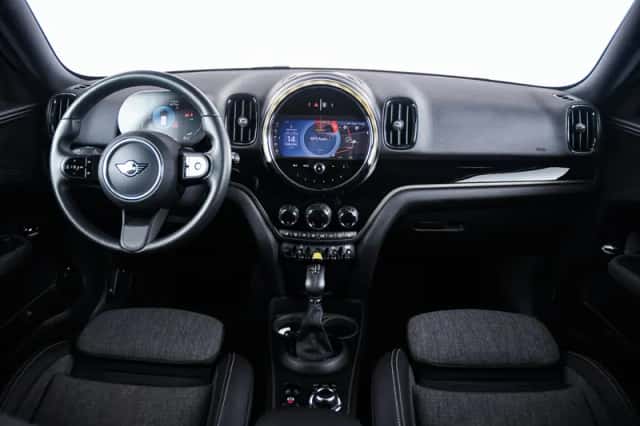 MINI Countryman (2023) thumbnail 3