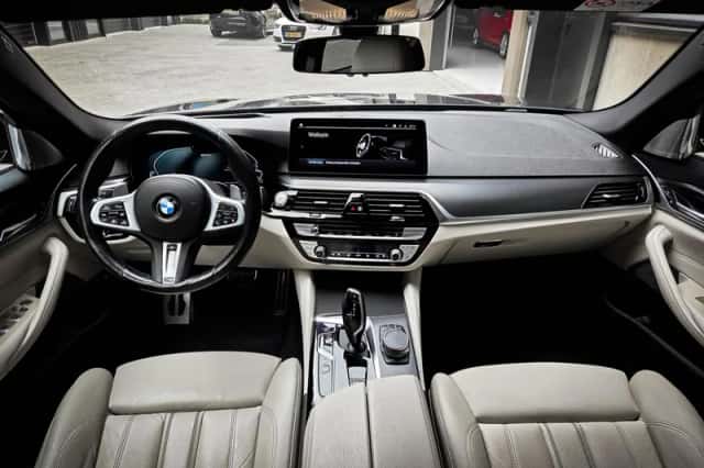 BMW 5-Serie (2021) thumbnail 2