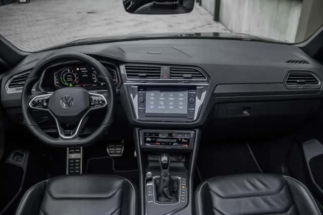 Volkswagen Tiguan (2023) thumbnail 3