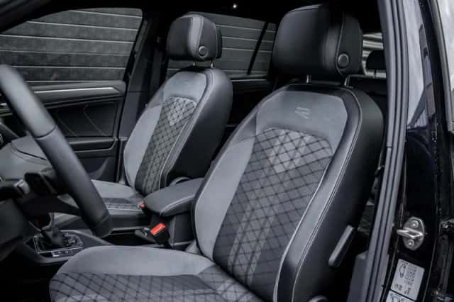 Volkswagen Tiguan (2023) thumbnail 2