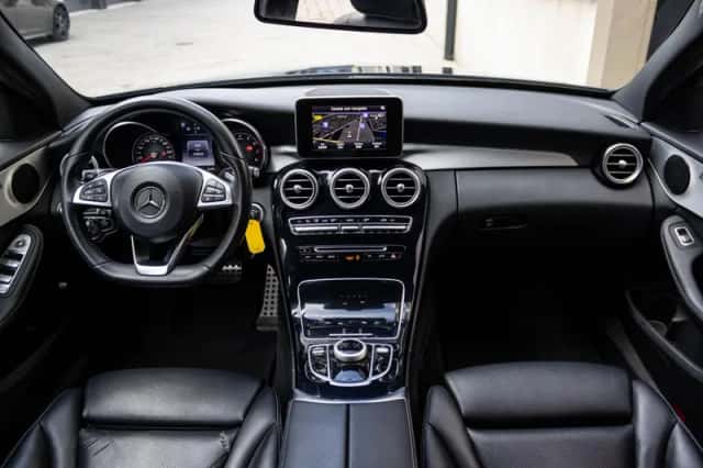 Mercedes-Benz C-Klasse (2017) thumbnail 3