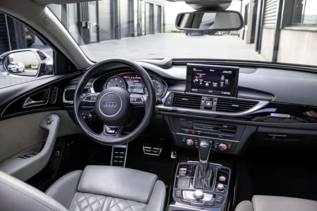 Audi S6 (2017) thumbnail 2